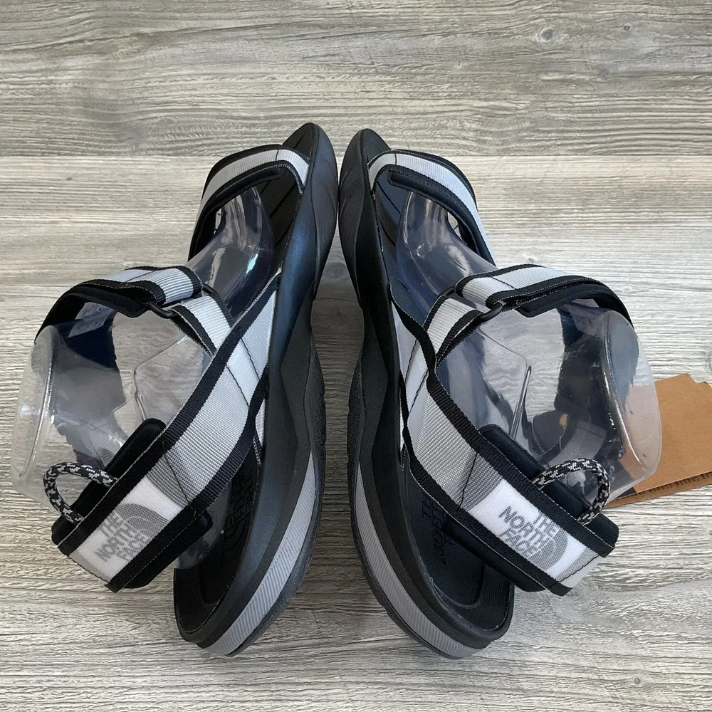 The North Face Mens Skeena Sport Black/Grey Outdoor Sports Sandals Size 13 NEW